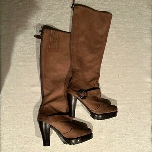 Biviel Women’s Over the Knee Zip Up Boots w/ Design Size 36 Like brand new